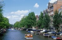 Amesterdão, cidade liberal e tolerante, dos canais e das bicicletas...
